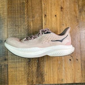 HOKA Mach 6 LA Women’s 9.5B Running Shoes Pink/White FS1124G Used
